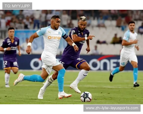 足球转身爆发技巧如何提升足球运动员的比赛竞争力 足球转身爆发技巧如何提升足球运动员的比赛竞争力